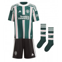 Camiseta Manchester United Casemiro #18 Segunda Equipación Replica 2023-24 para niños mangas cortas (+ Pantalones cortos)